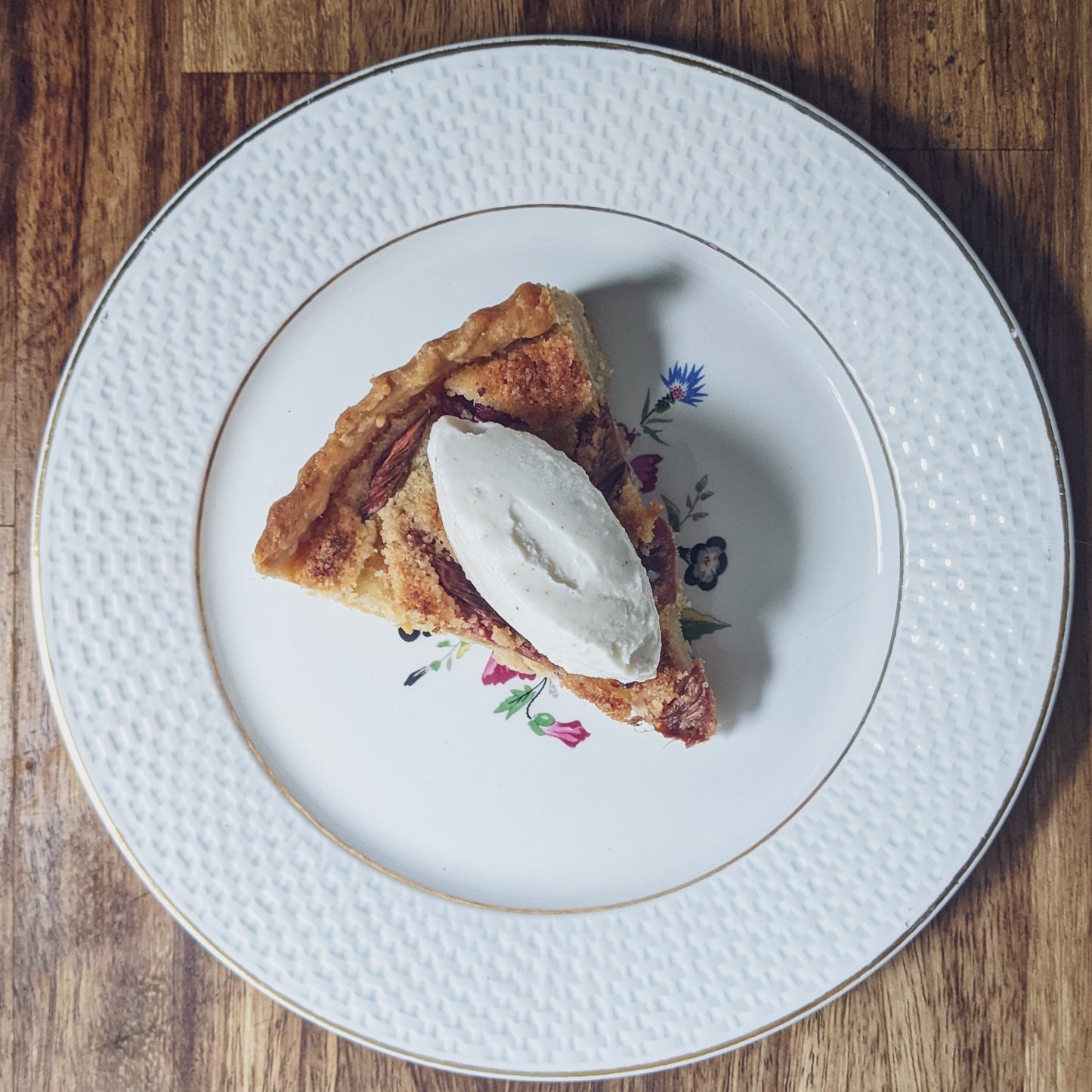 Rhubarb and Almond Tart. Lunch delivered to your doorstep. London delivery